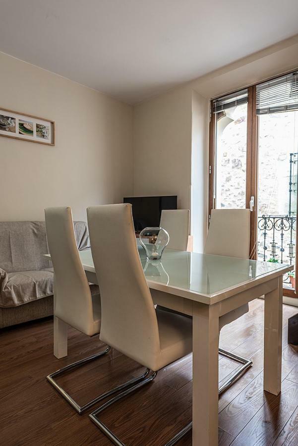 Domus Seleqtia Plaza De Santiago Daire Caces Dış mekan fotoğraf